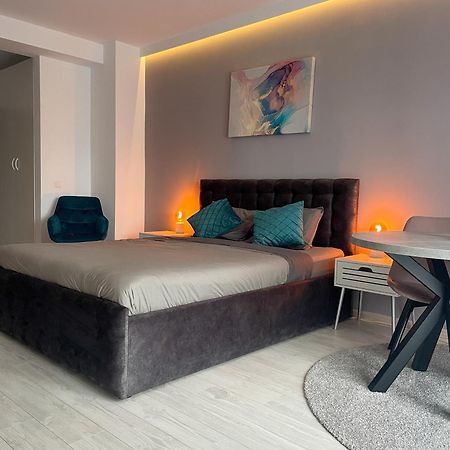 One Fancy Studio Bukarest Exterior foto